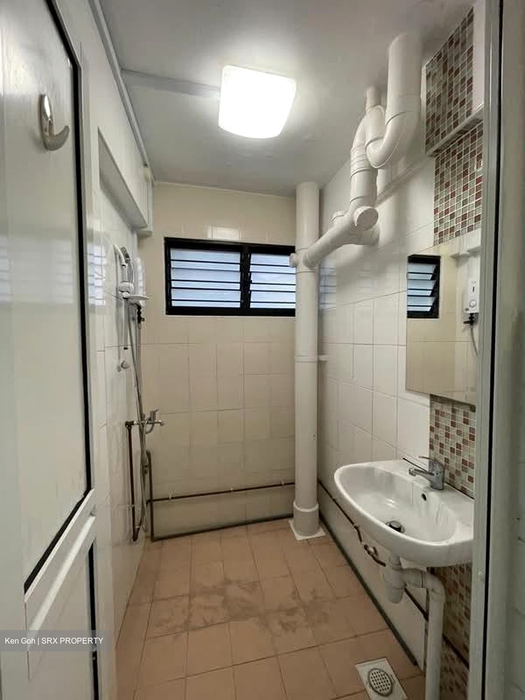 Blk 412 Pandan Gardens (Jurong East), HDB 3 Rooms #563968501